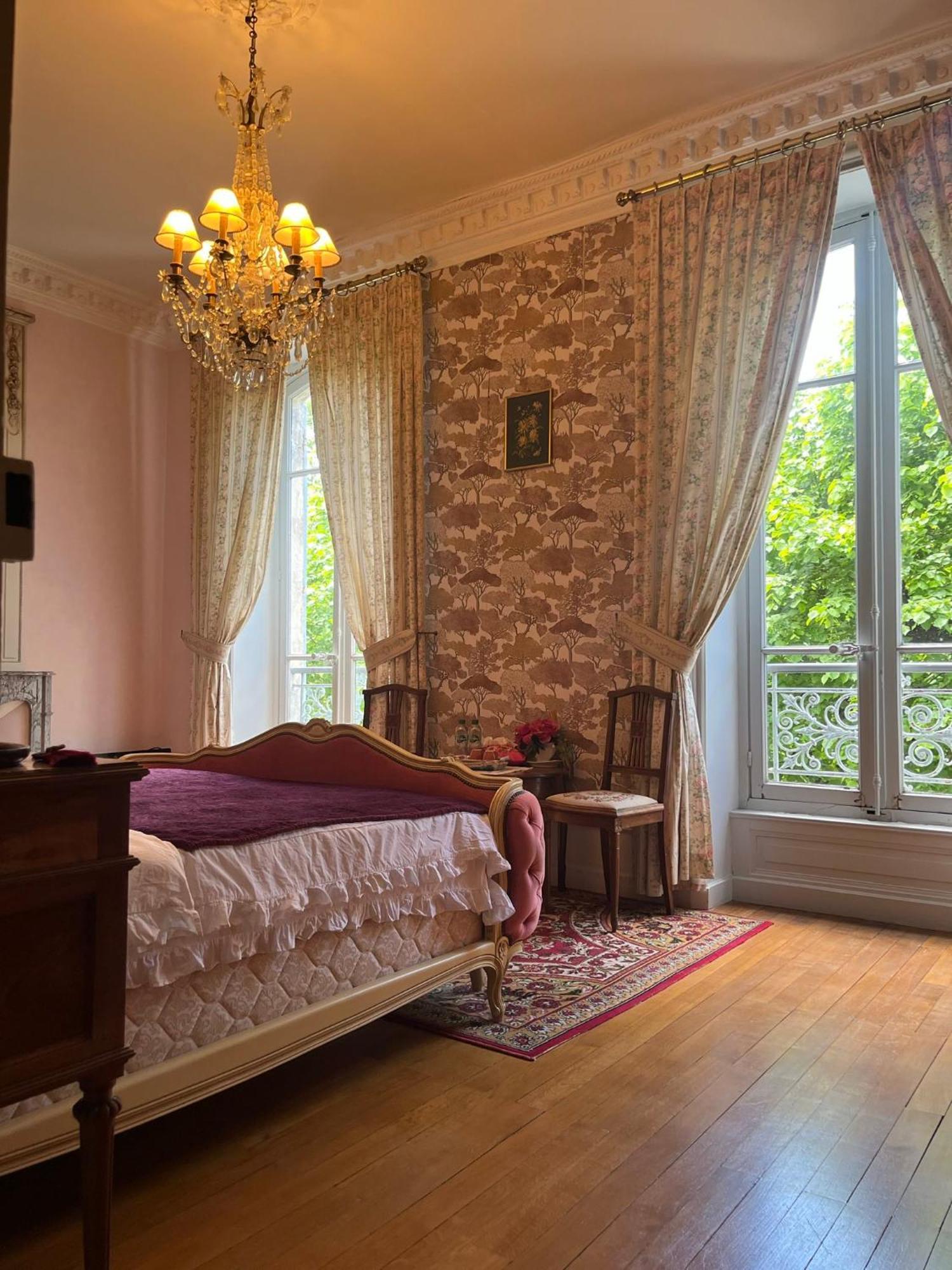 Demeure Des Payratons Bed & Breakfast Saint-Gerand-le-Puy Exterior photo