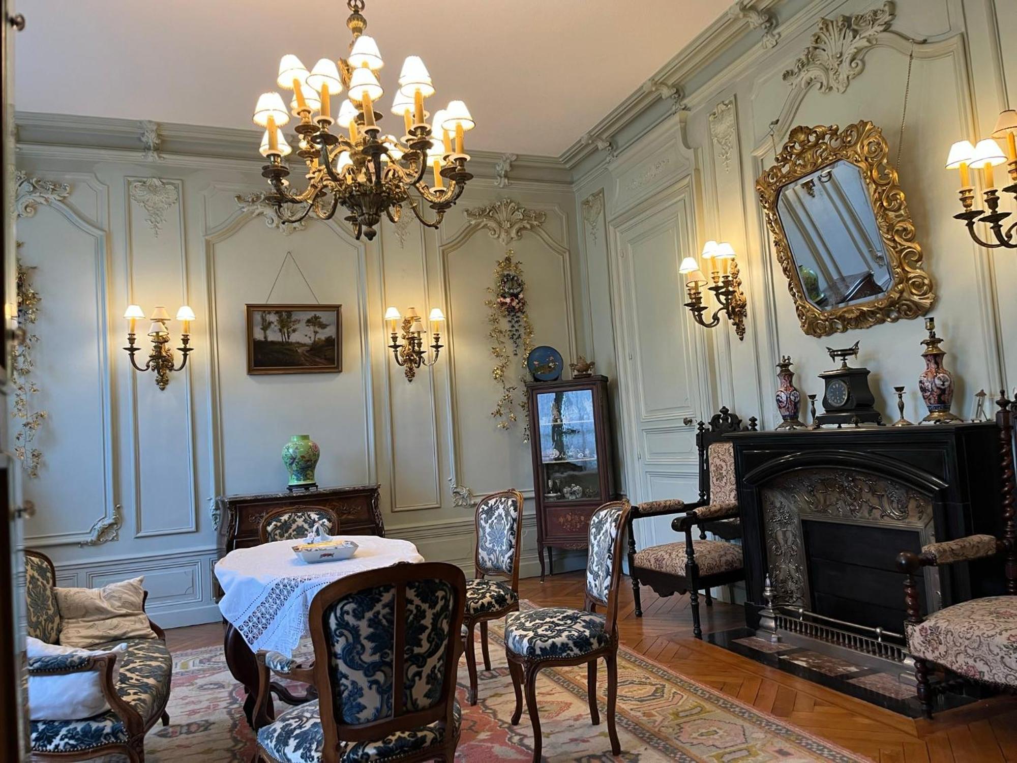 Demeure Des Payratons Bed & Breakfast Saint-Gerand-le-Puy Exterior photo